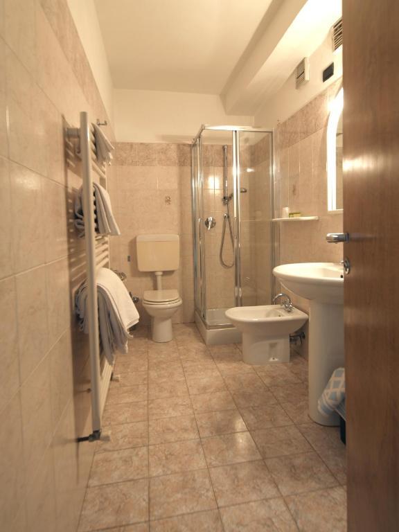 Albergo Nazionale Vernante Quarto foto